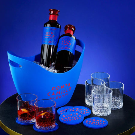 Conte Camillo Negroni - Party Pack (2x Flaschen | Kühler | 6 Gläser | 6 edle Untersetzer)